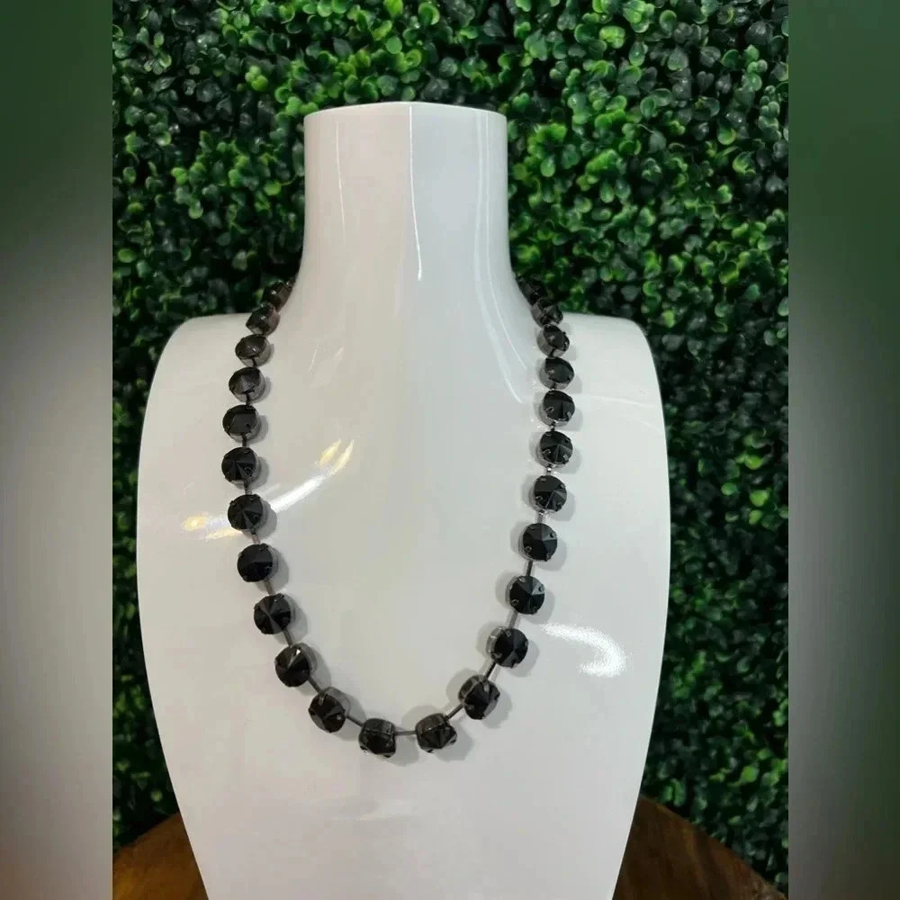Boutique Rhinestone Necklace - Picture 2 of 4
